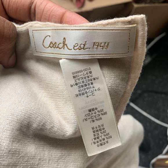 Coach scarf 64 inches - Picture 3 of 5